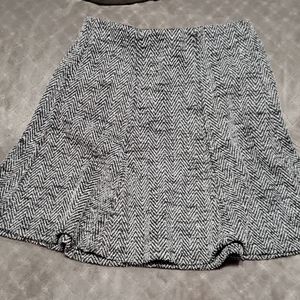 Loft Black & white skirt